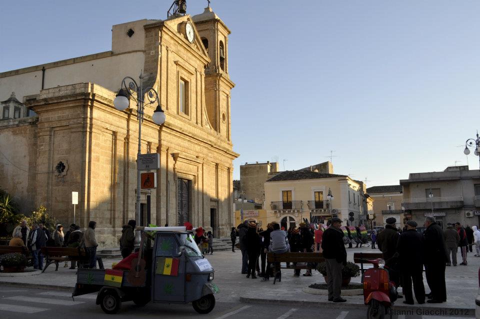  Santa Croce, è tempo di carri e mascherine: tutto il programma del Carnevale 2013