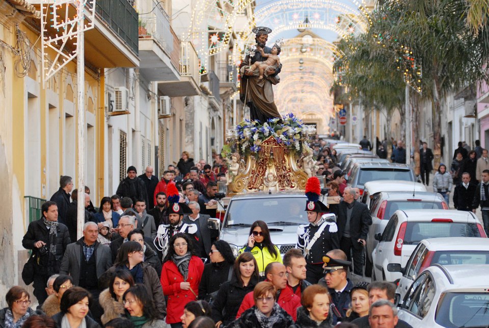  S. Croce in festa per il Patrono: iniziative religiose e folkloristiche in onore di S. Giuseppe FOTO E VIDEO
