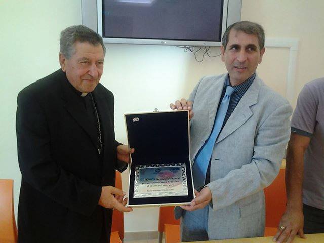  La prima edizione del premio “A Settembre a Punta Braccetto” va alll’arcivescovo Carmelo Ferraro