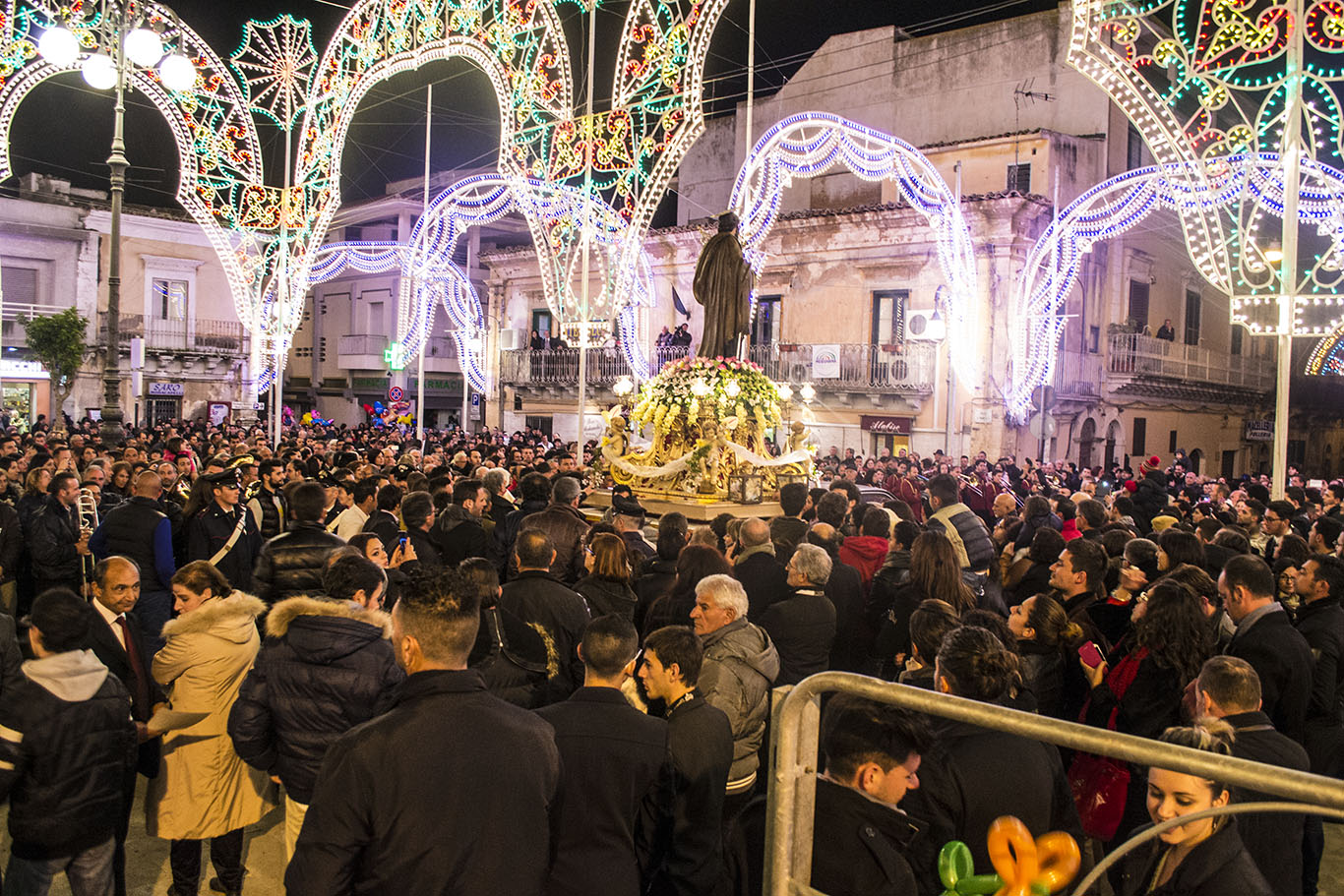  LA FESTA DI SAN GIUSEPPE CHIUDE I BATTENTI. ECCO IL NOSTRO  BOOK FOTOGRAFICO DEI RICORDI