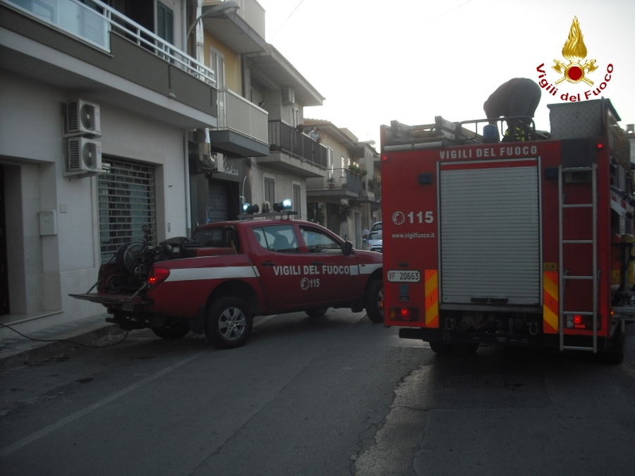  Incendio in un’abitazione di piazza degli Studi: leggero shock per una signora, ma non ci sono feriti