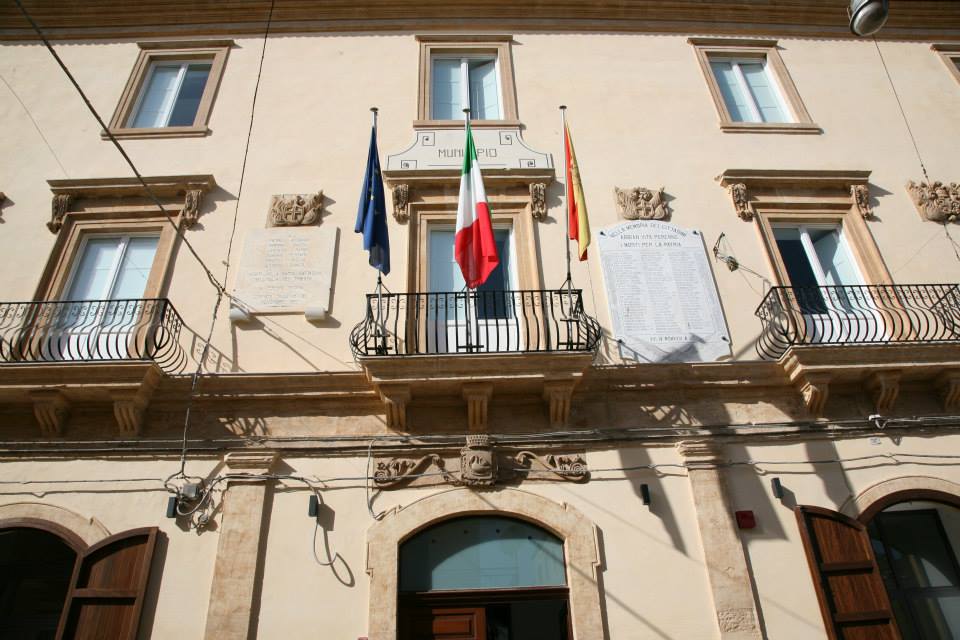  Staff, scaduti i termini per le domande. Il Pd: “Contrari a questo spreco”