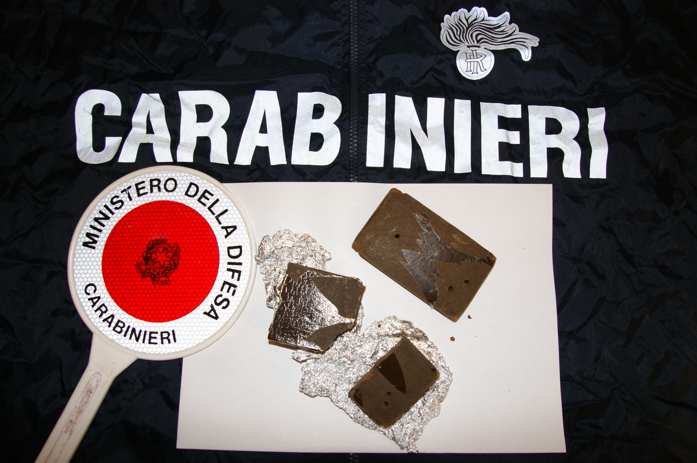 Perquisizioni dei Carabinieri nelle campagne di S.Croce: recuperati stupefacenti dentro un casolare