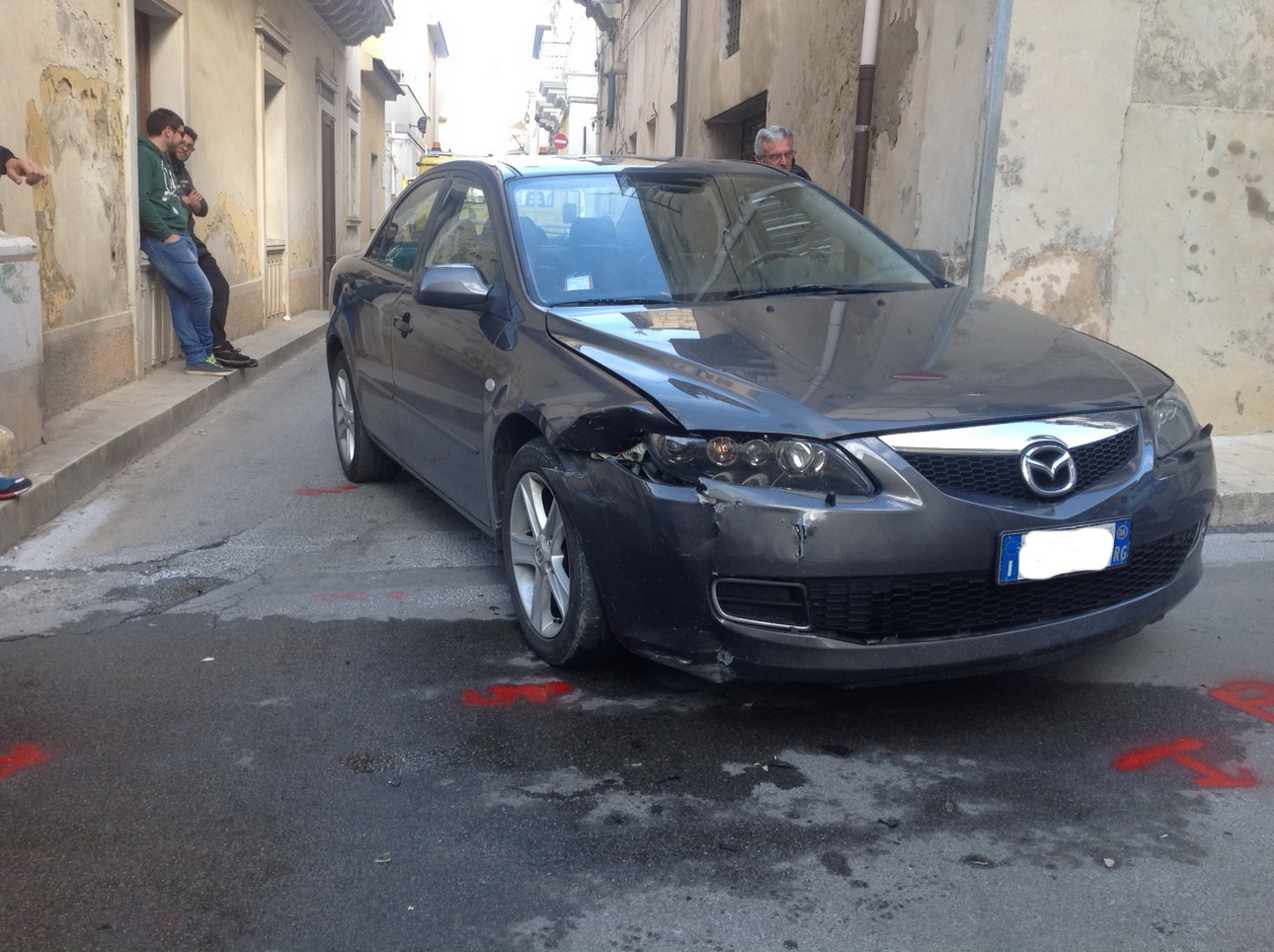  Santa Croce – Incidente stradale in via Castel S. Elena. Nessun ferito, solo danni alle due autovetture
