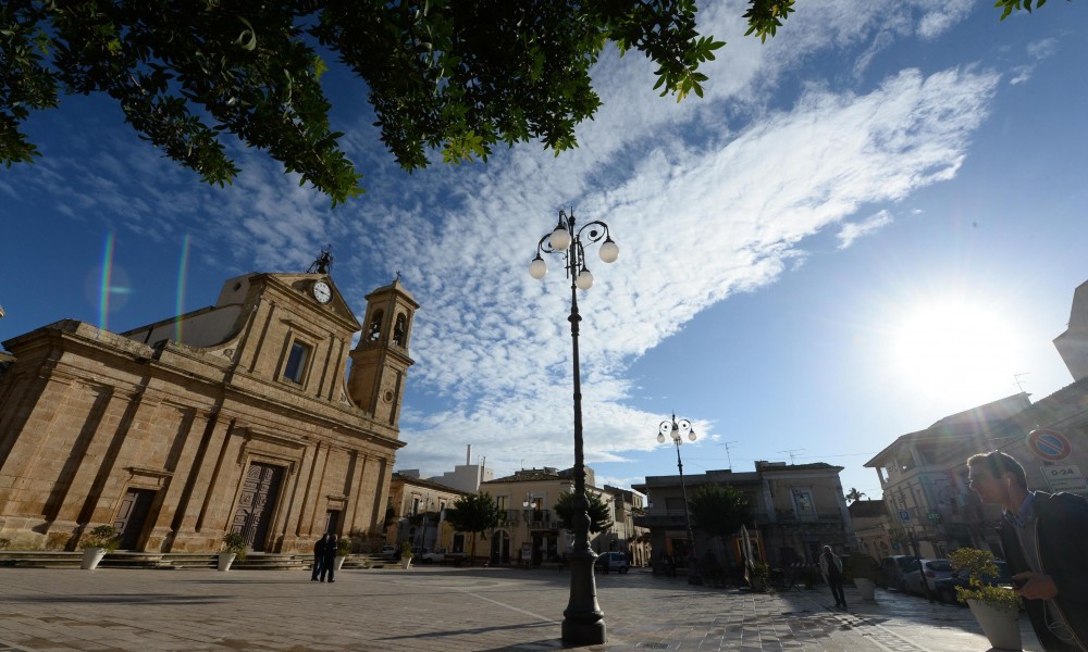  Loris, tre consiglieri vogliono vietare la piazza alle tv: lettera al sindaco