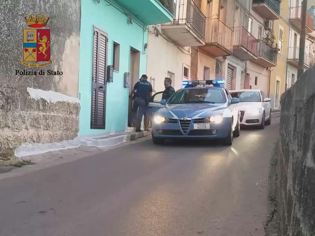  Ragusa – Chiusa casa a luci rosse segnalata dai cittadini, è la ventunesima in meno di due anni