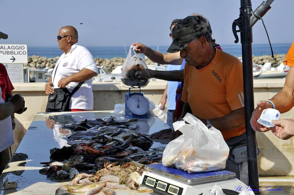  Punta Secca, pescatori in crisi: “Siamo sul lastrico” GUARDA L’INTERVISTA VIDEO