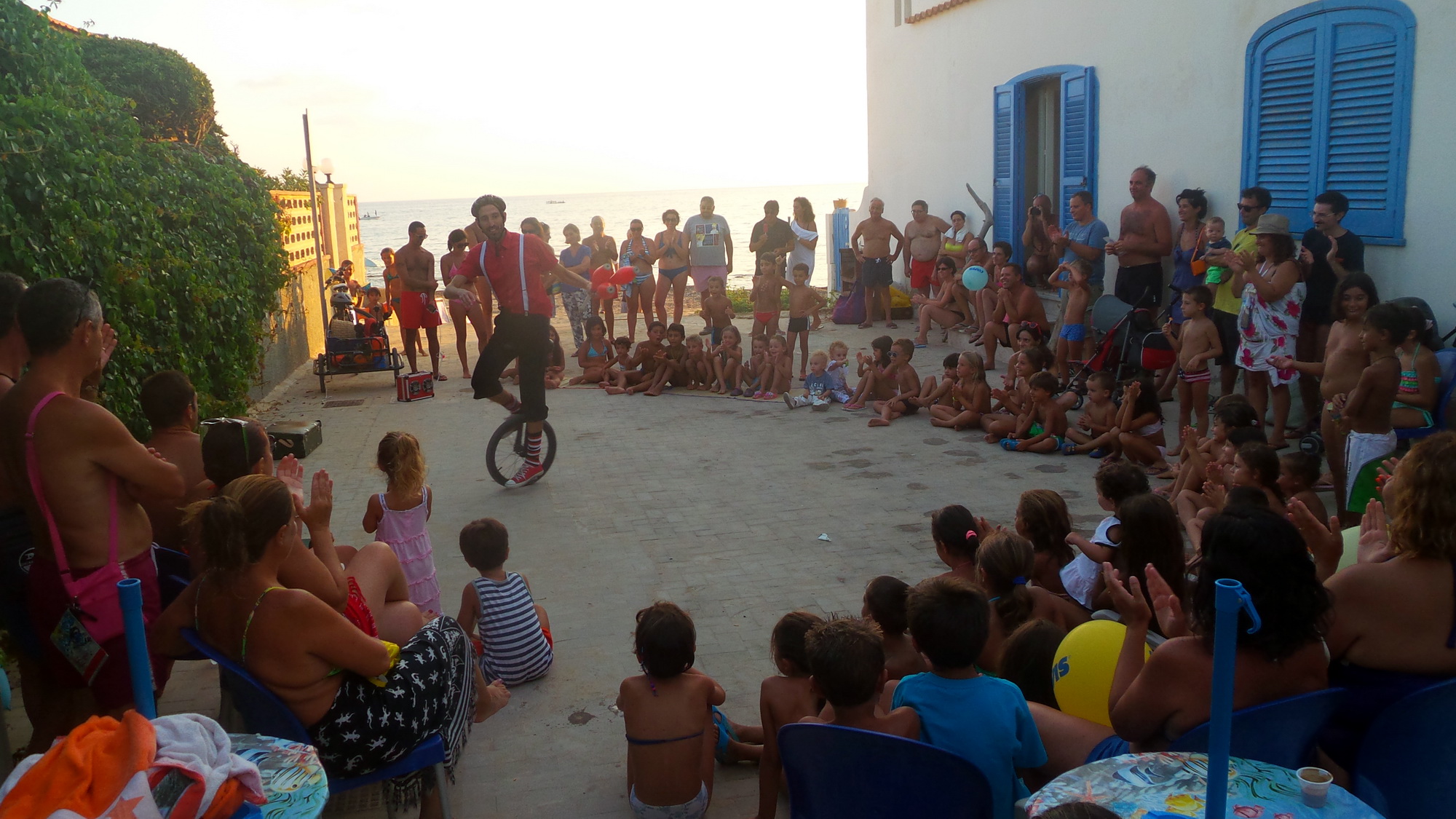  Giochi e magia a due passi dal mare di Punta Secca: guarda le foto