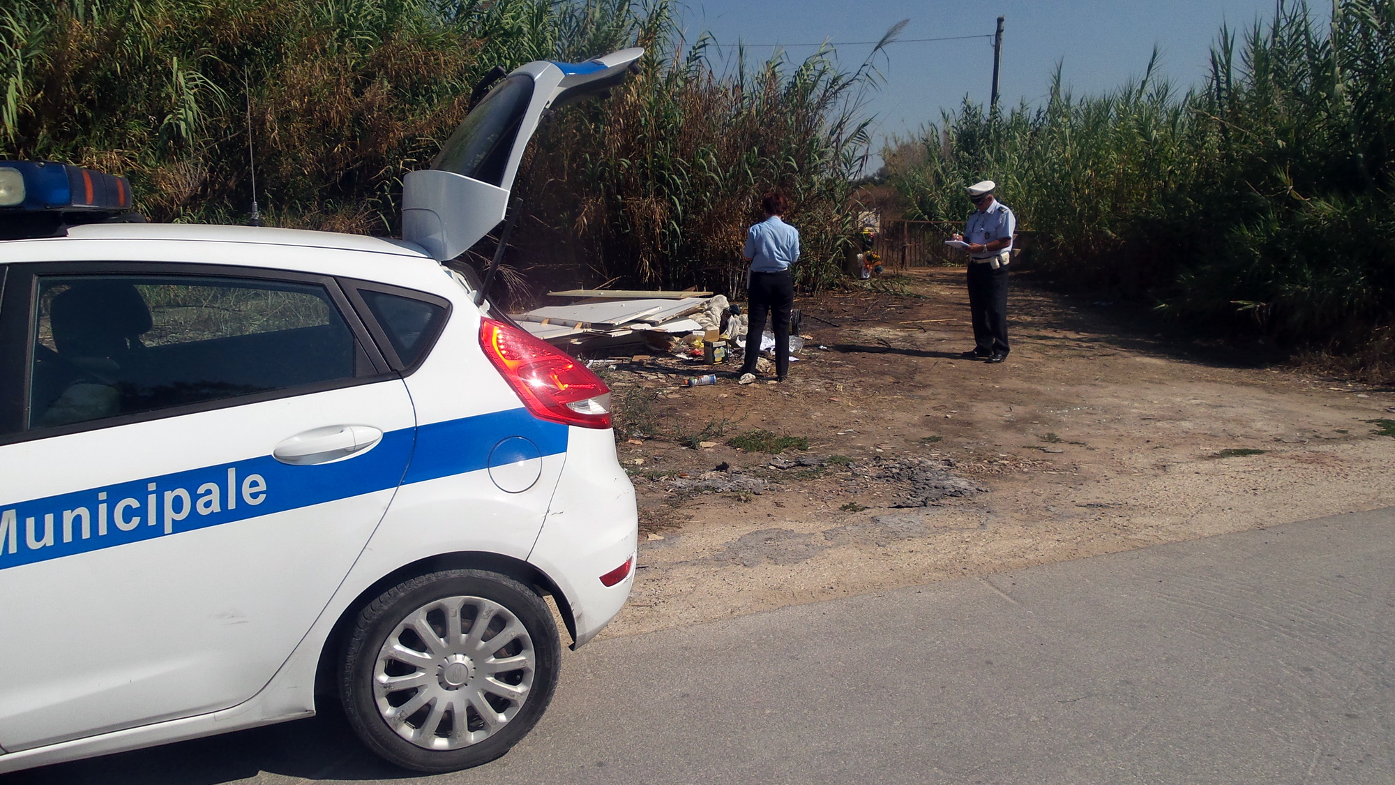  Il Mulino vecchio diventa una discarica: avvertita la Polizia LE FOTO