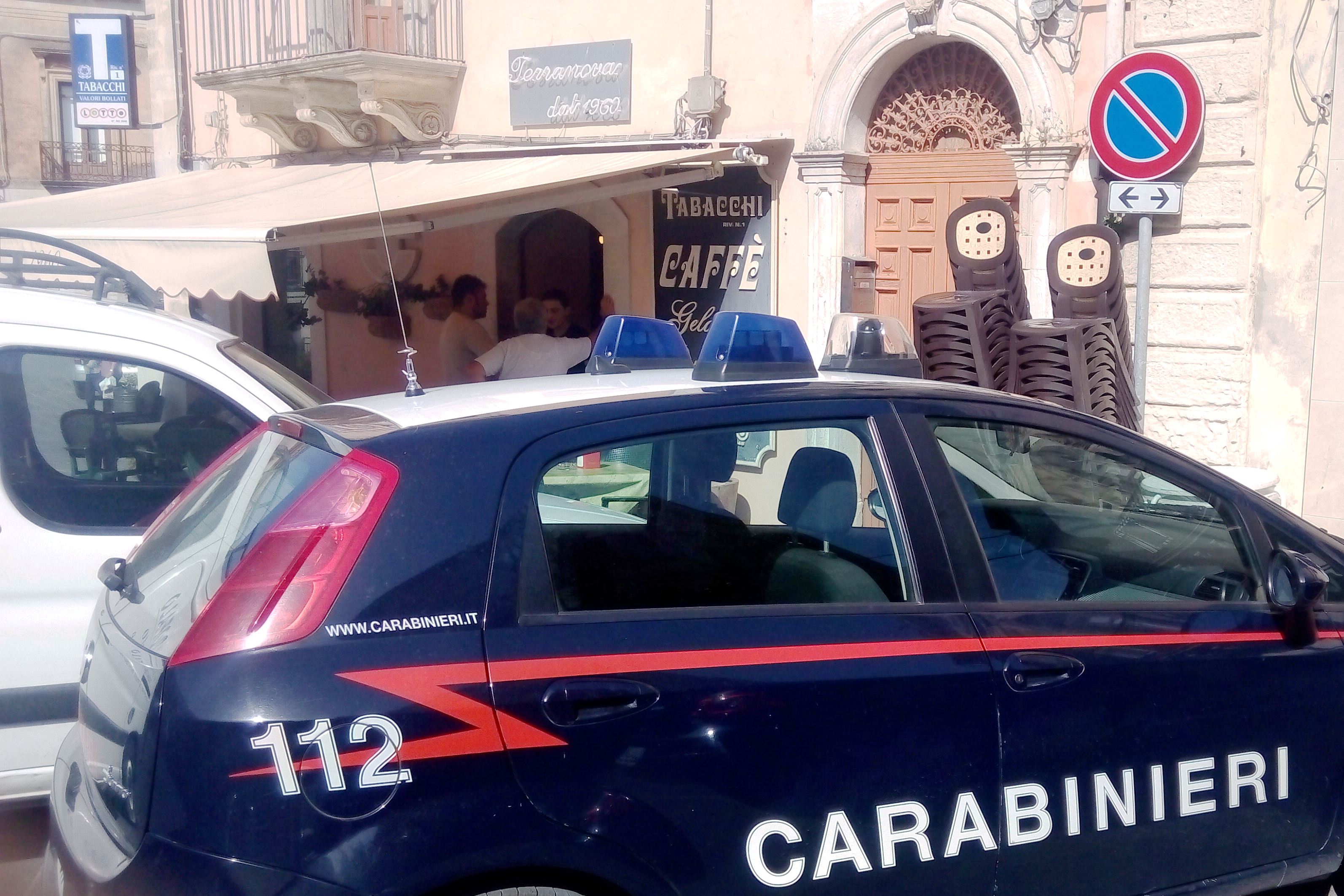  Monterosso Almo – Carabinieri intervengono presso un bar, ladri messi in fuga dai monterossani