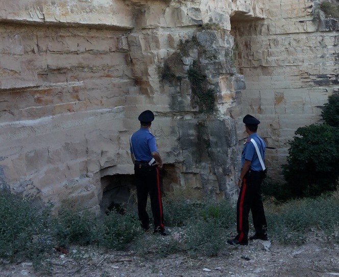  Comiso, donna tenta il suicidio: viene salvata in extremis dai carabinieri