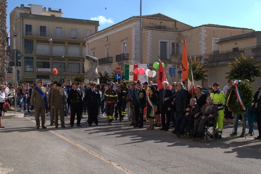  Santa Croce, celebrazioni del 4 novembre con i ragazzi delle scuole