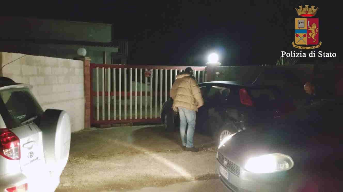  Pozzallo – La Polizia chiude “casa a luci rosse”, denunciato il proprietario per favoreggiamento alla prostituzione