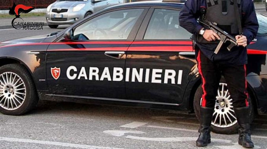  Ragusa – Tentano rapina a mano armata in banca. Fuggono dopo l’intervento dei Carabinieri