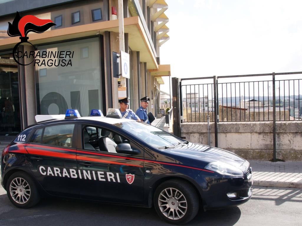  Ragusa – Tenta suicidio lanciandosi dal “ponte vecchio”. Salvato da un Carabiniere fuori servizio