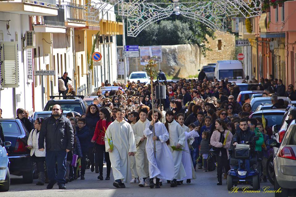  Gli appuntamenti della Settimana Santa: oggi benedizione della palme