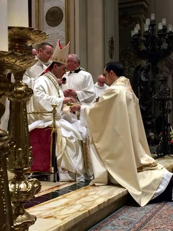  Ragusa – Tre giovani ordinati Presbiteri della Chiesa Cattolica. C’è il nostro Francesco Mallemi