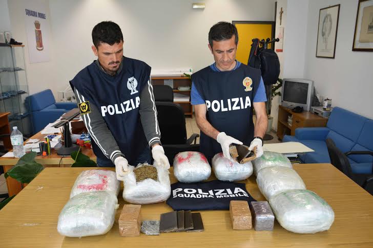  Pozzallo: fermati in tre con 20 kg di droga, volevano imbarcarsi per Malta
