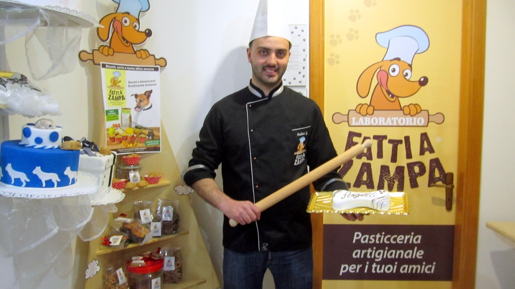  Ragusa – “Fatti a zampa”, in provincia la prima pasticceria artigianale in Sicilia dedicata agli animali