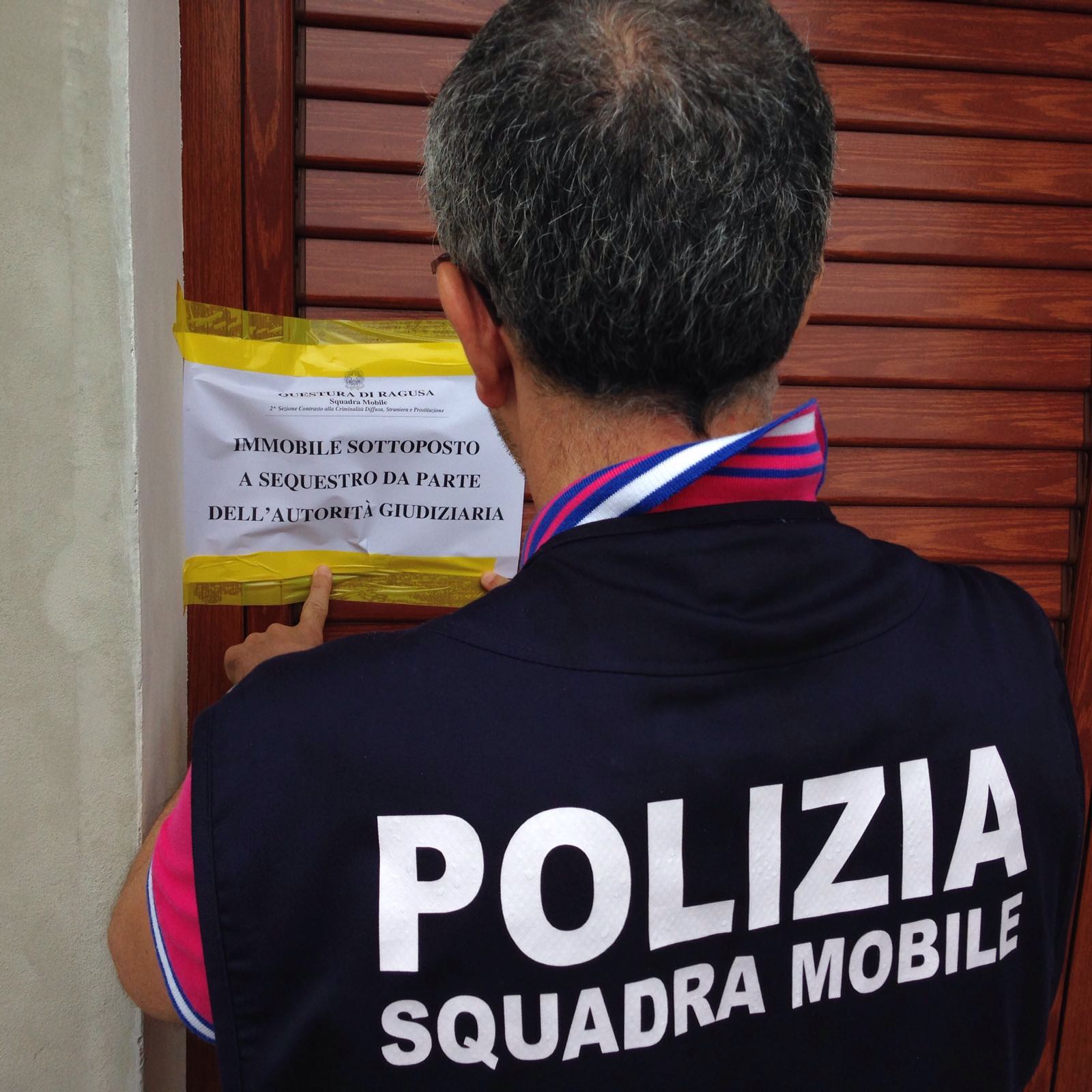  Pozzallo: proprietario pubblicizza casa a luci rosse, polizia gliela sequestra