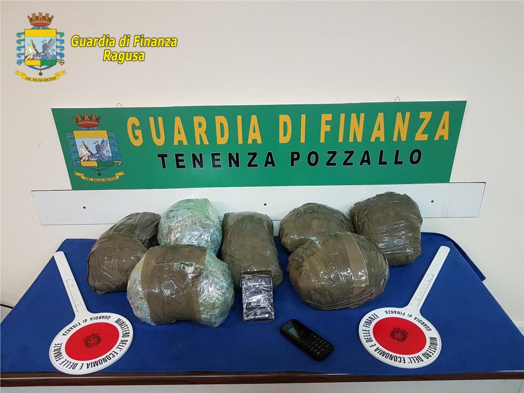  Ragusa – Operazioni antidroga della Guardia di Finanza provinciale: arrestati tre soggetti