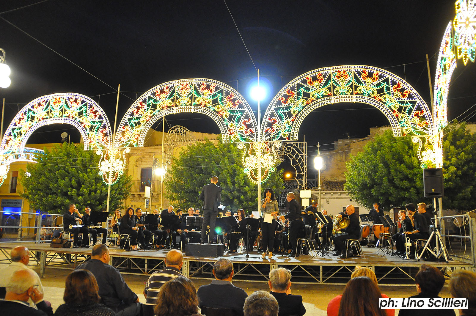  Il maestro Sarino Barone ospite speciale del concerto di Santa Rosalia VIDEO