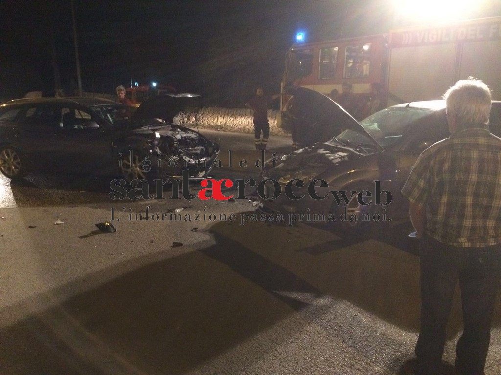  Incidente sulla Santa Croce-Punta Secca: scontro fra due auto, feriti lievi