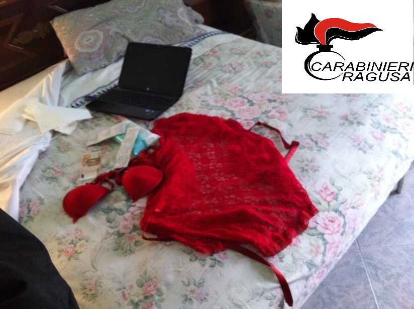 Marina di Ragusa, residence diventa casa a luci rosse: sequestrato lo stabile