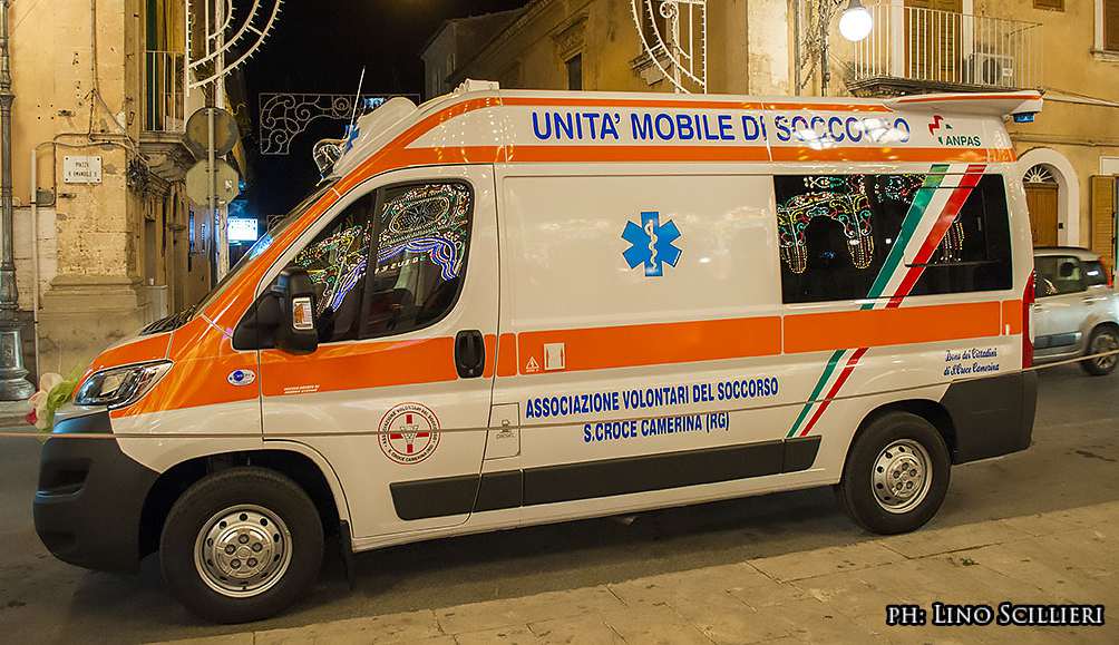  Benedetta la nuova ambulanza dell’Avs: è un dono dei cittadini di Santa Croce