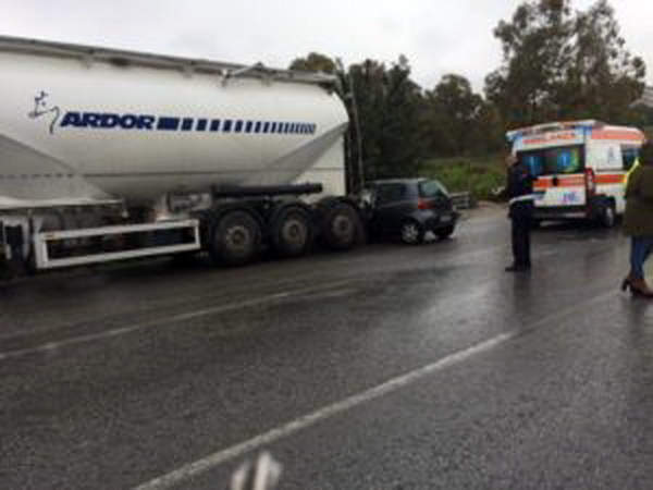  Modica – Incidente mortale presso il viadotto Nino Avola, perde la vita un giovane di 37 anni