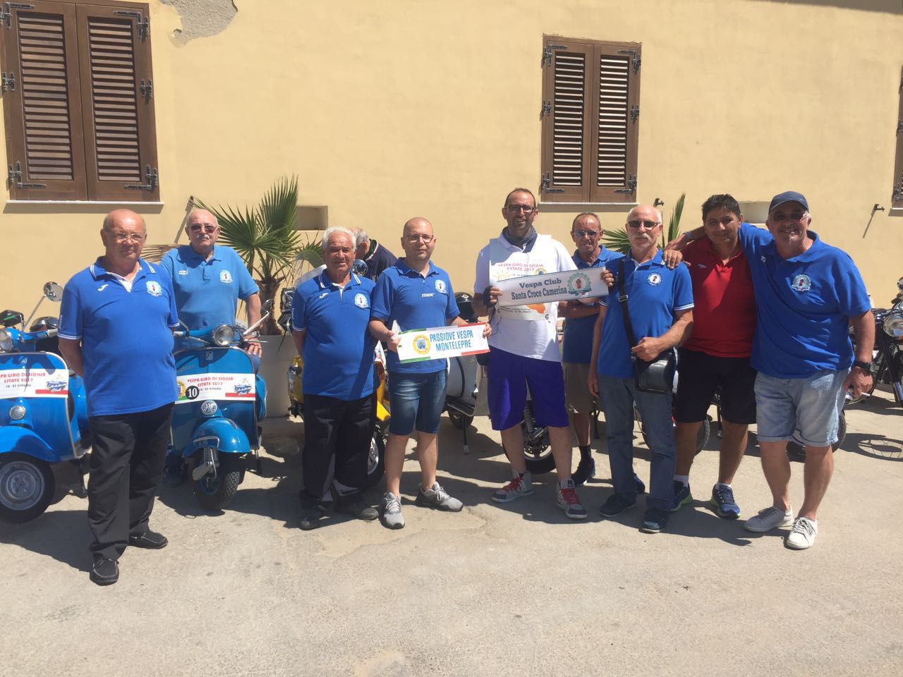  Il Giro di Sicilia? Con la vespa dura 6 giorni: tappa a S.Croce e Punta Secca