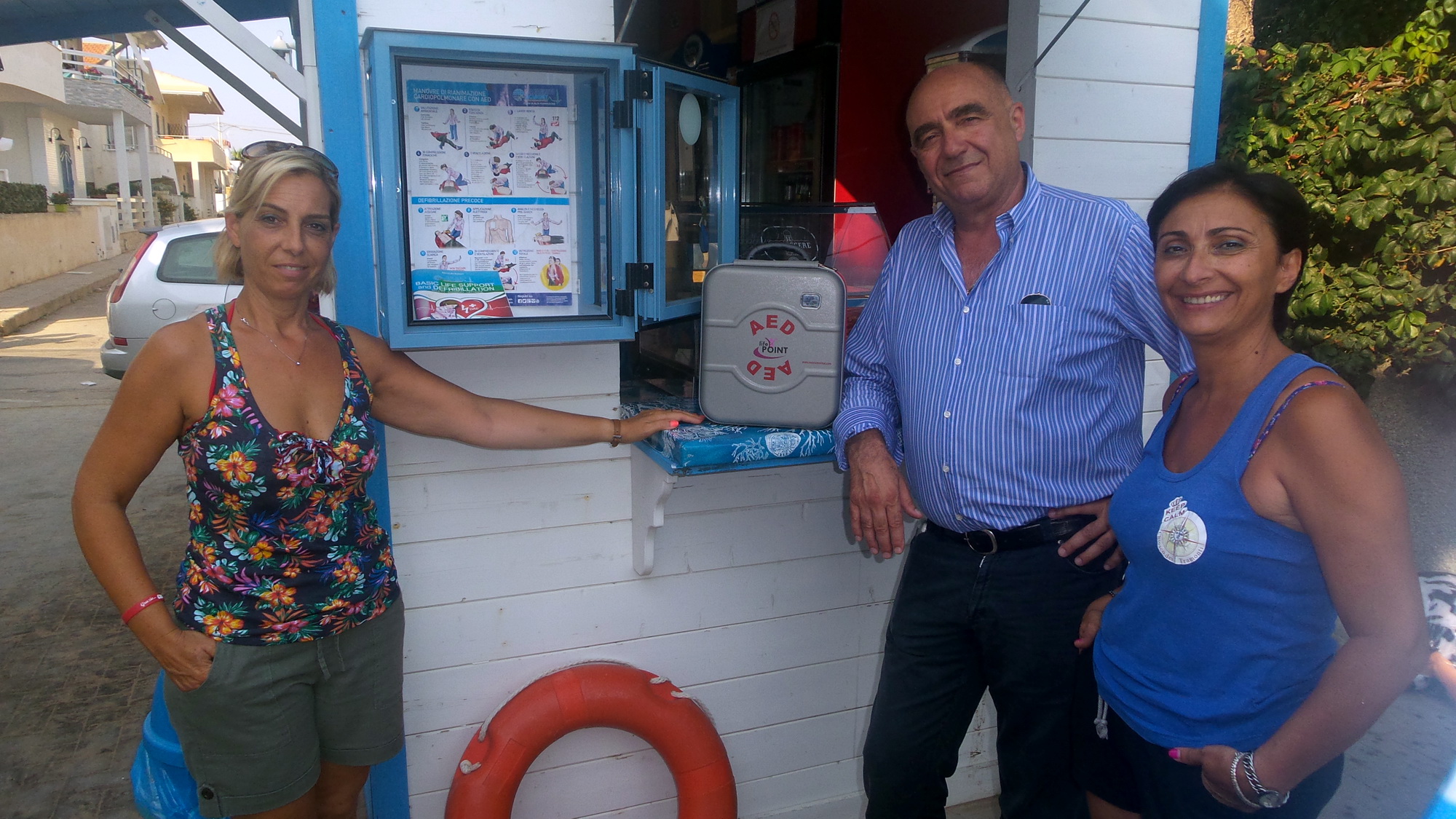  Un defibrillatore al chiosco dei Tramonti: adesso il Palmento è più sicuro