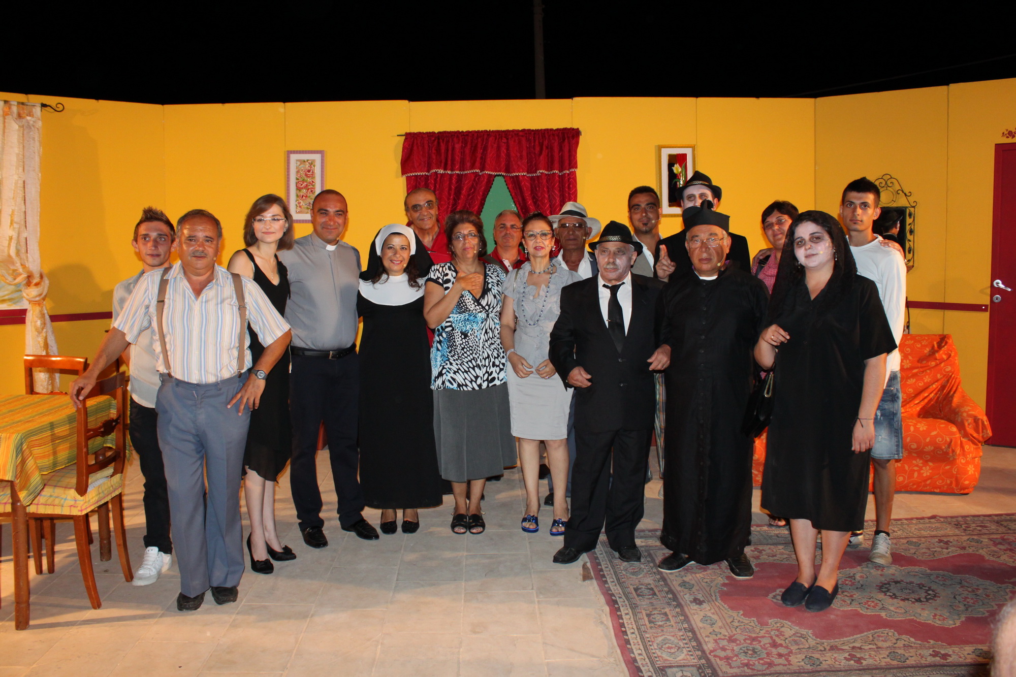  Venerdì sera “A Lumera” a Casuzze con la commedia “Perché papà è mio figlio”