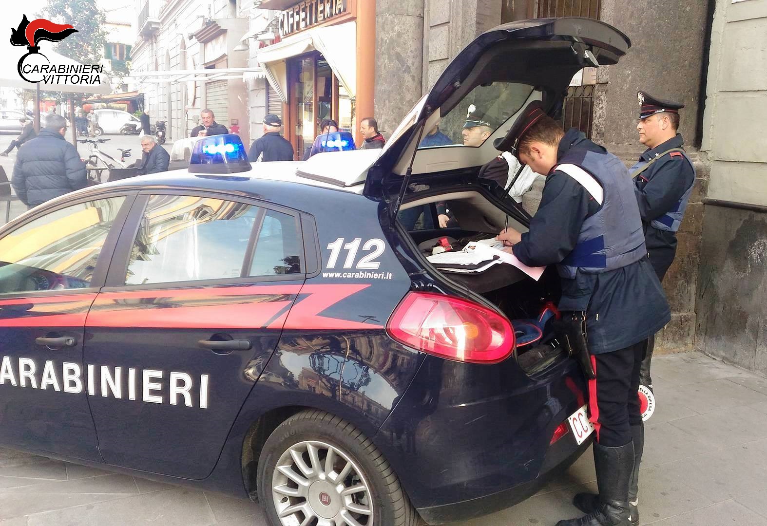  Vittoria – Furto, lesioni e spaccio: carabinieri arrestano tre pregiudicati
