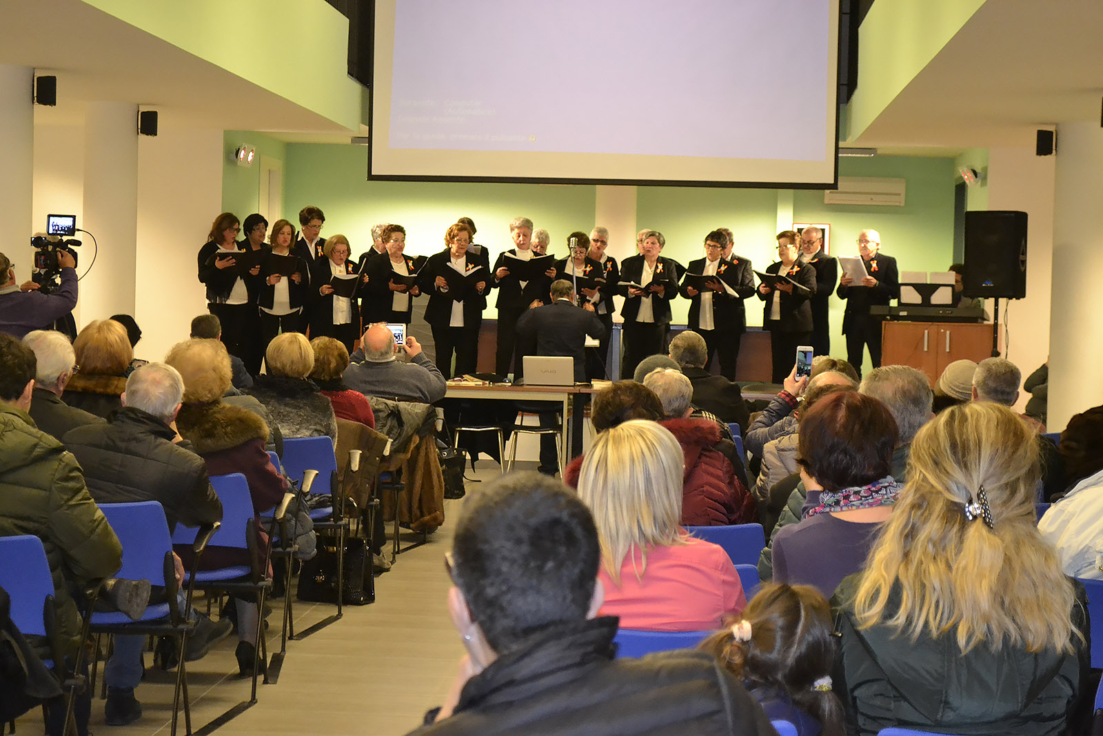  Storia e aneddoti sulla Shoah: riviviamo l’evento in biblioteca FOTO E VIDEO