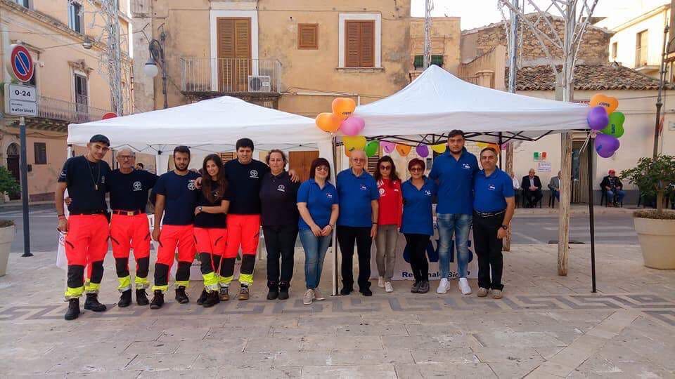  Epifania, panettoni e caramelle per salutare le feste: associazioni in piazza