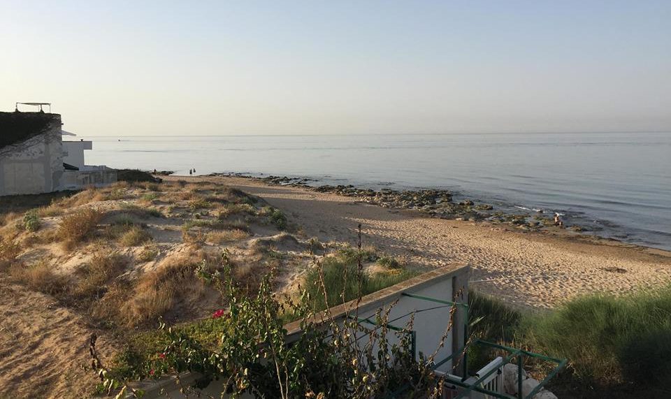  Chalet sulla spiaggia? “Casuzzari” in rivolta: “Avrebbe impatto devastante”