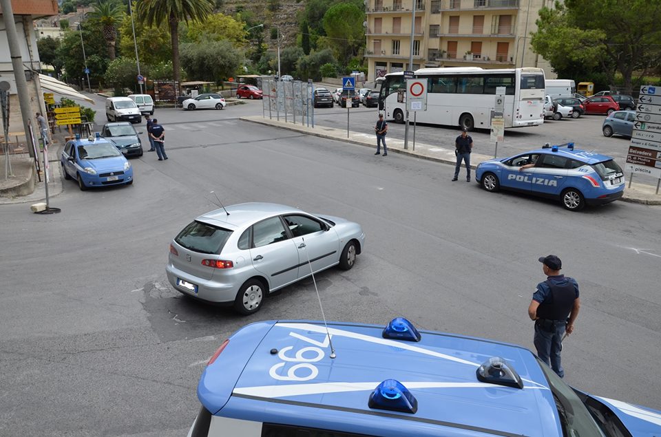  Ragusa – Operazione Alto Impatto della Polizia di Stato. Controlli a tappeto in centro storico