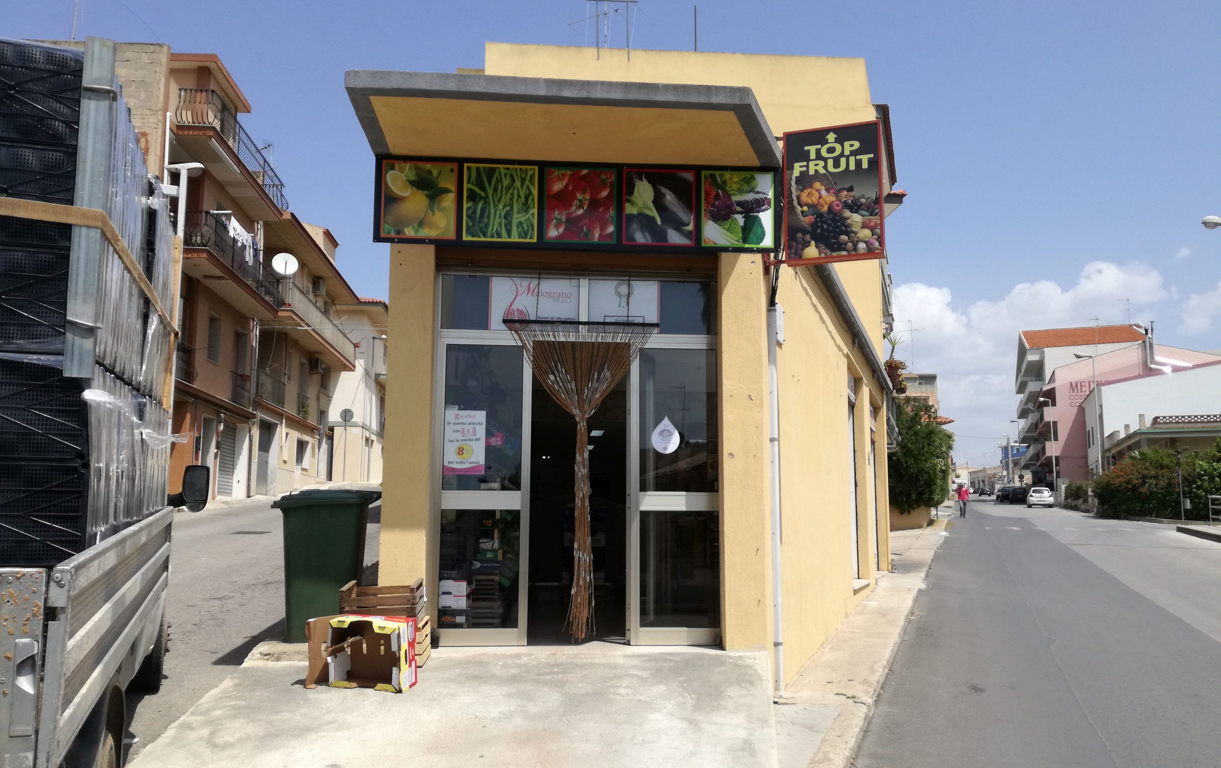  Rubato un camion della frutta in via Gozzi: danni ammontano a 3 mila euro