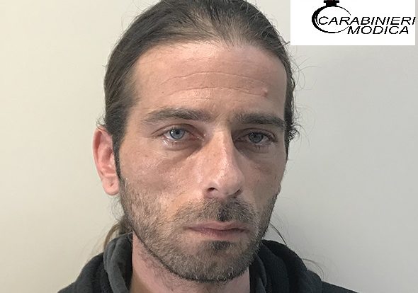 Modica – Coltiva marijuana nell’orto di casa: in manette un 35enne