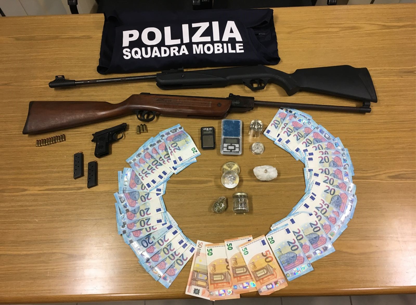  Vittoria – Operazione su scala nazionale, arrestate tre persone per spaccio di droga