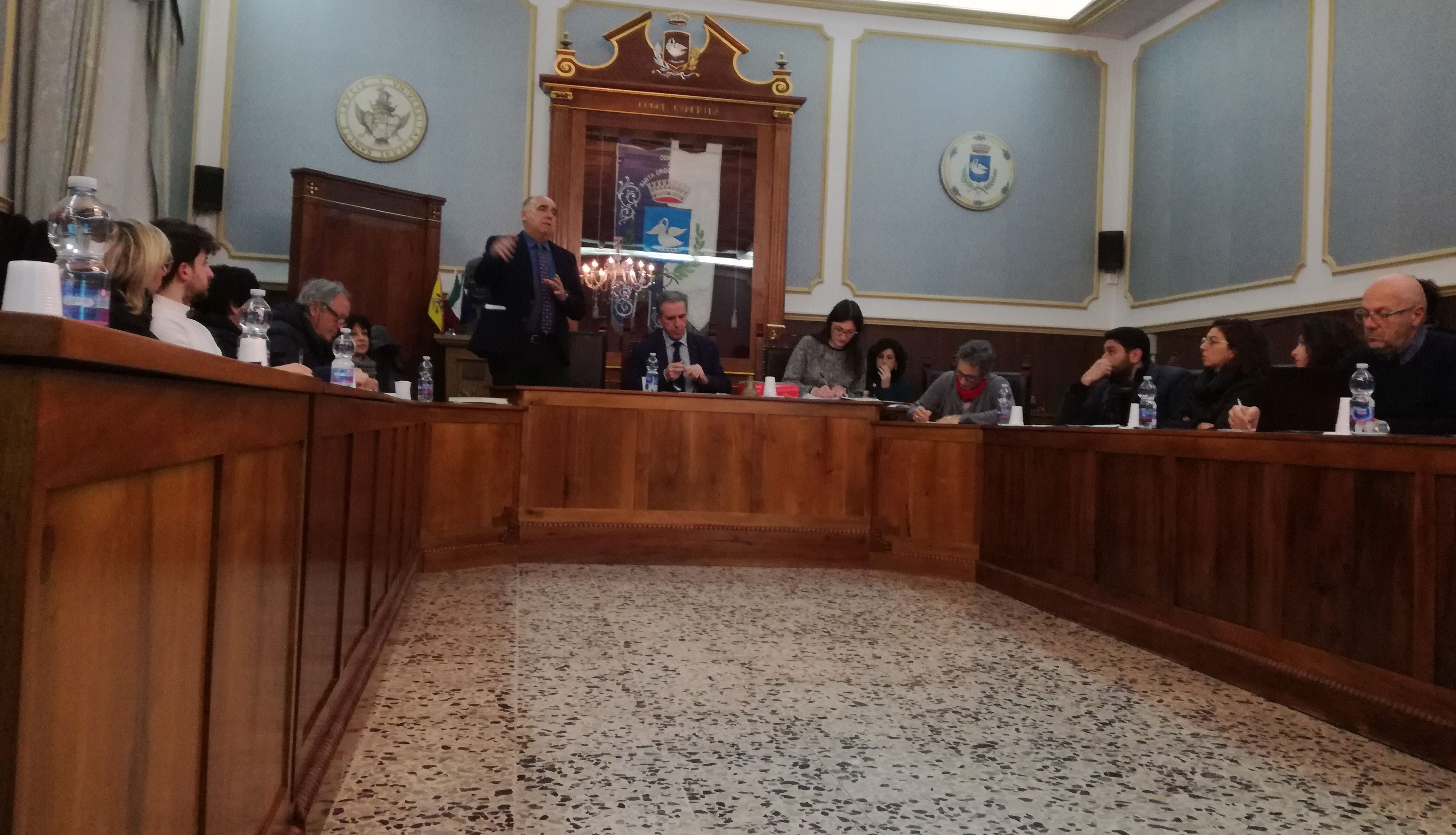  Il Consiglio prende contatto col Prg: il progettista lo illustra all’aula