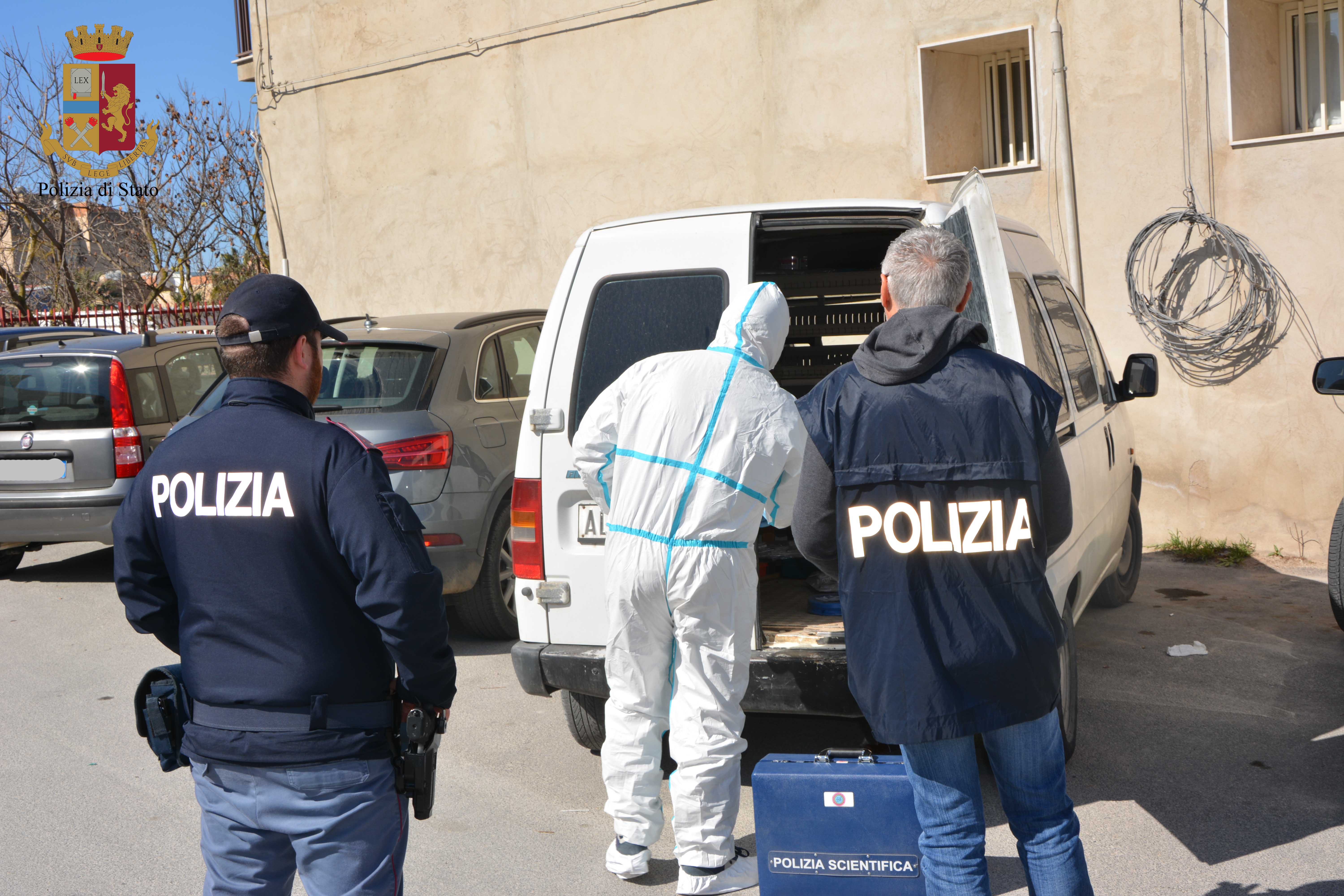  Aggredito in casa davanti a moglie e figli: un ferito grave a Vittoria