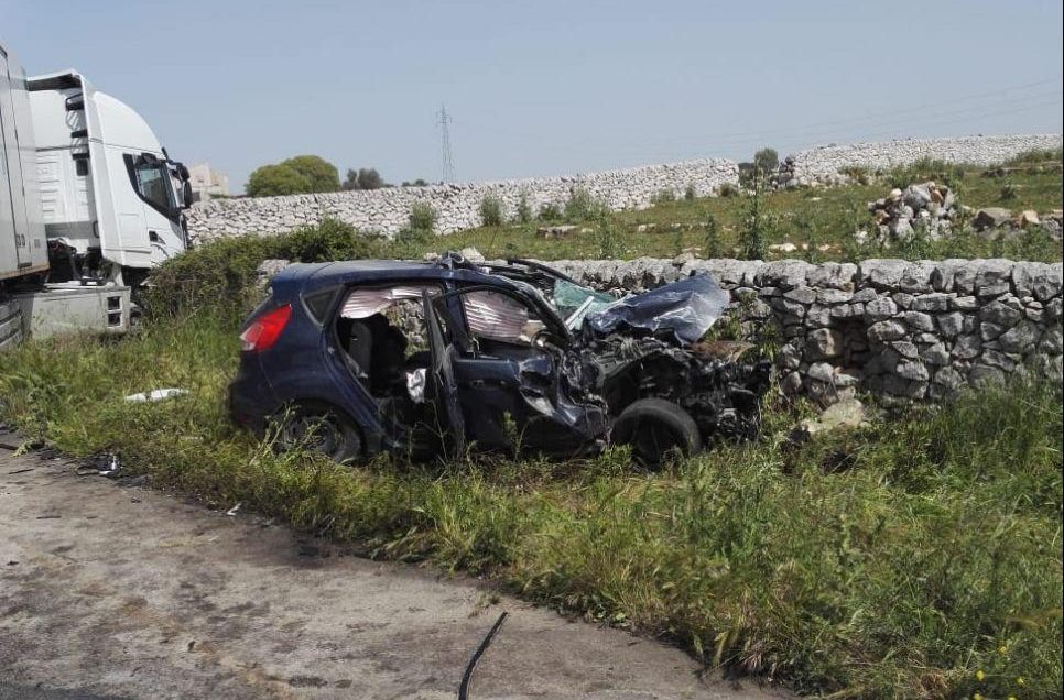  Scontro sulla Ragusa mare: il conducente dell’auto in ospedale