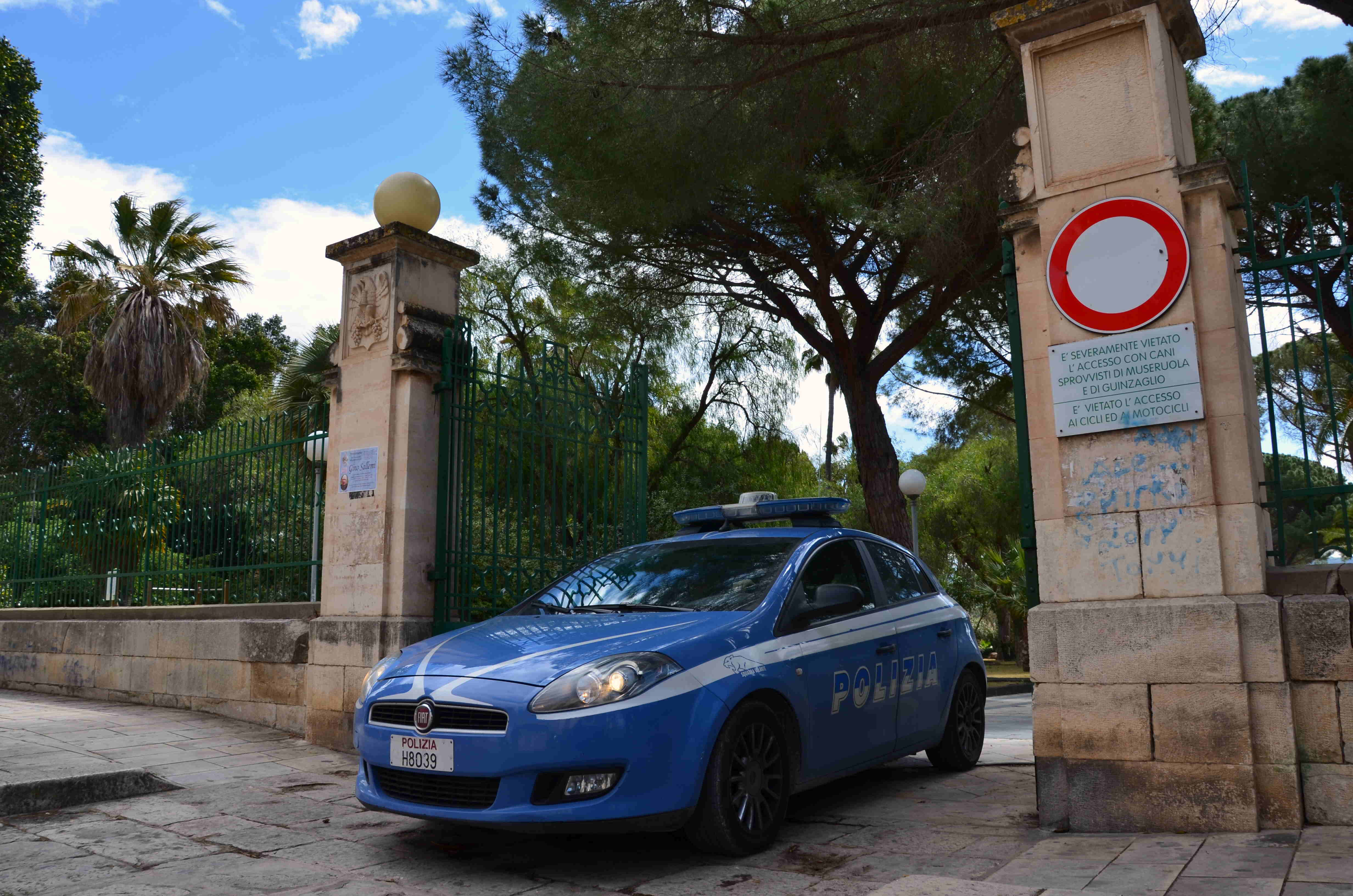  Vittoria, arrestato stalker: incontrò donna al parco, la pedinava da anni