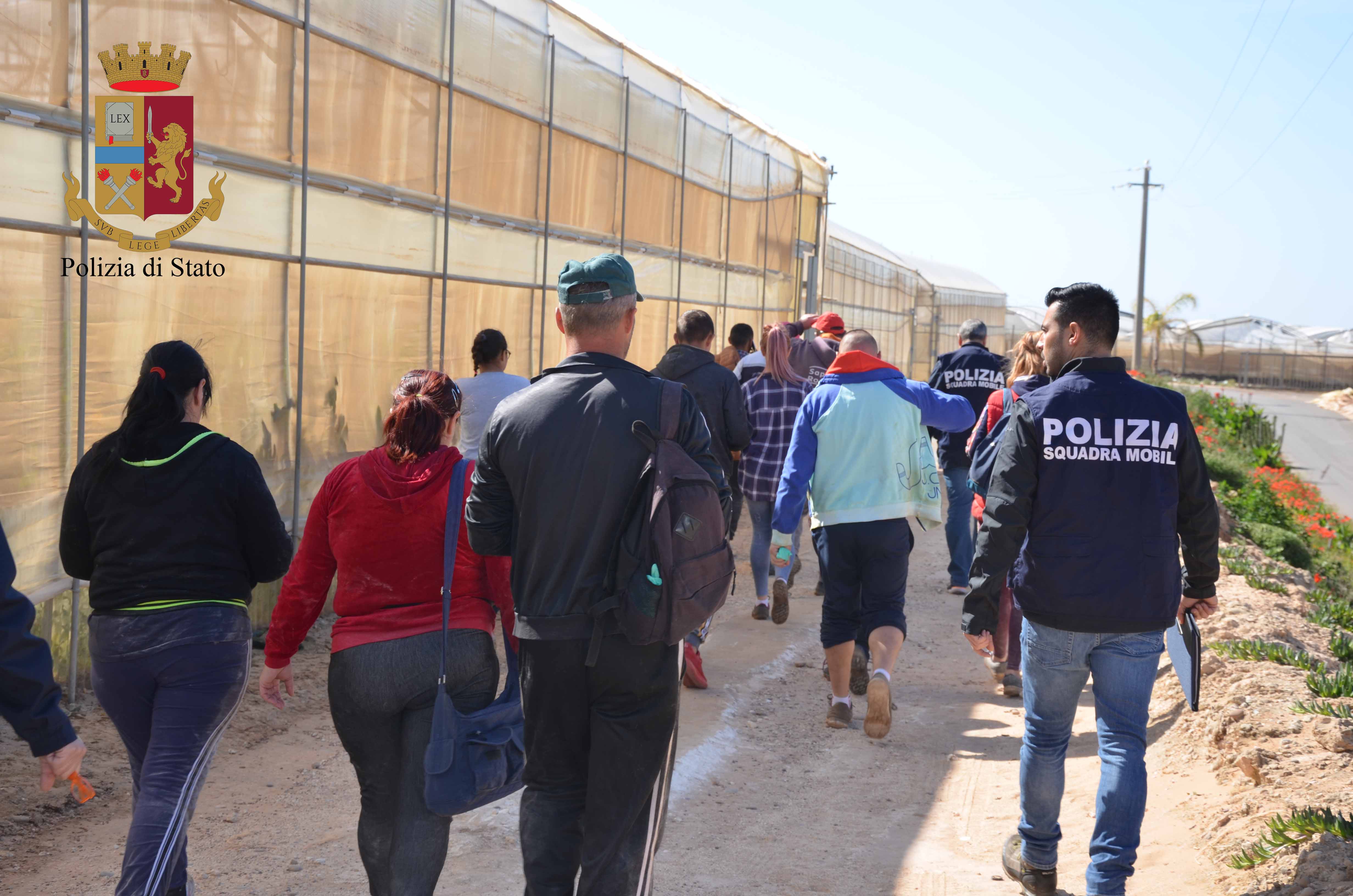  Sfruttano gli operai: denunciati quattro titolari d’azienda a Vittoria