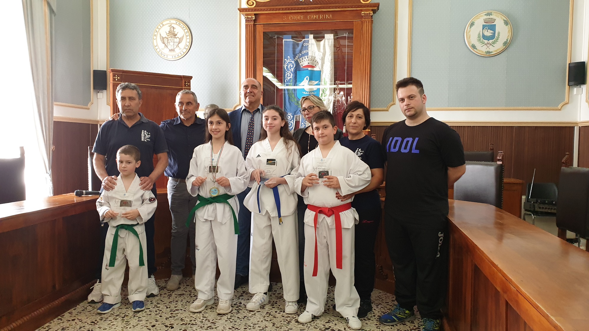  Gli atleti della G.S. Taekwondo si prendono i complimenti del sindaco