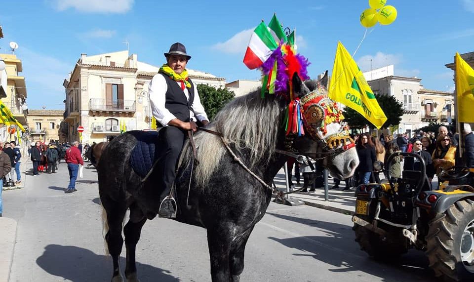  Messa e benedizione dei trattori: l’iniziativa della Coldiretti di Ragusa