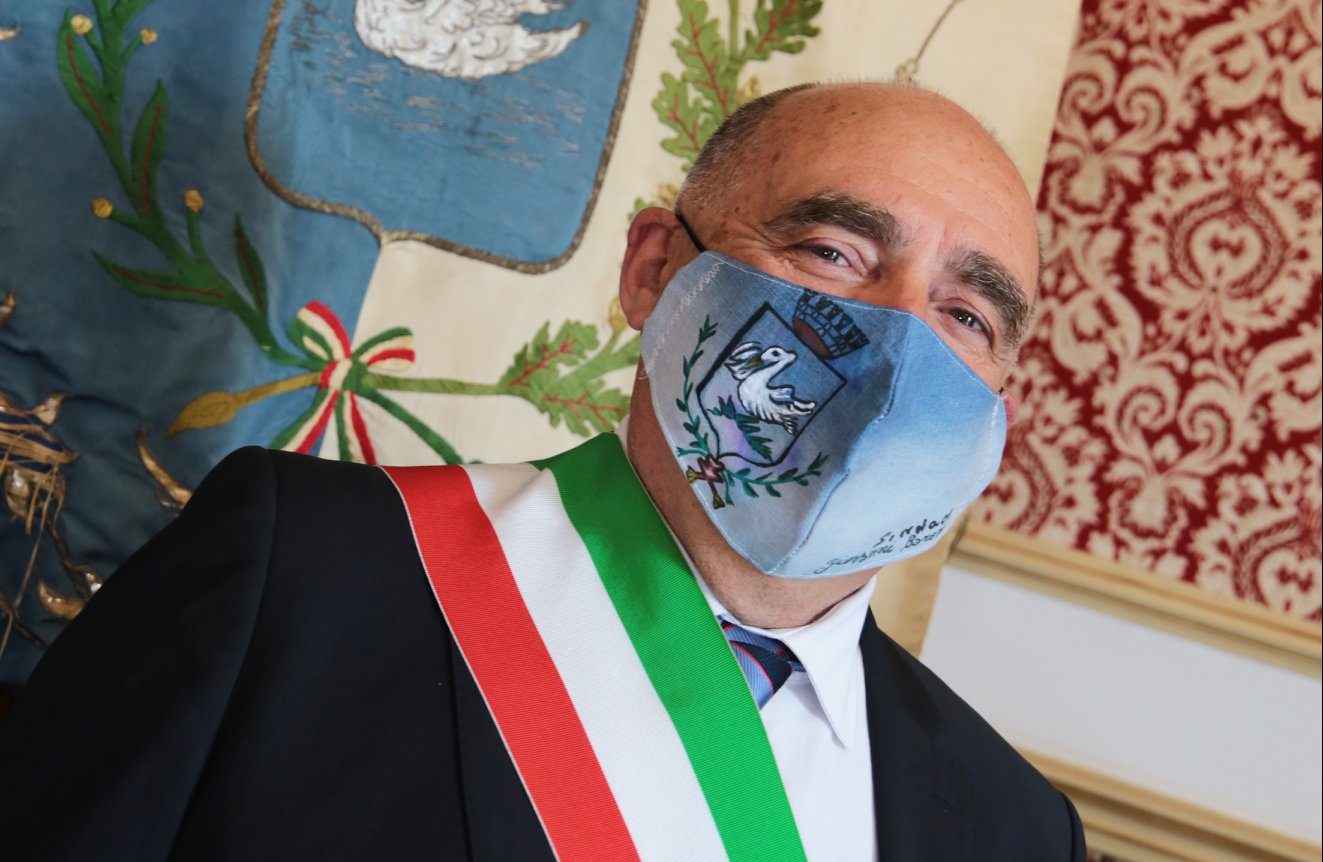  Il sindaco: “Grave inadempienza del Consiglio”. Il Pd: “Si torni a votare”