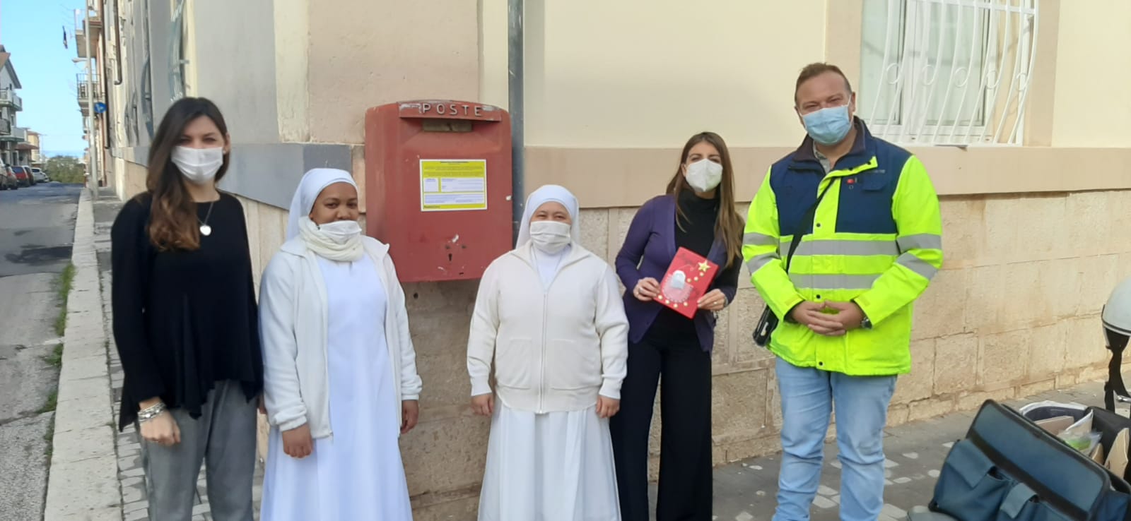  Le letterine di Natale dei bimbi del Sacro Cuore recapitate al postino